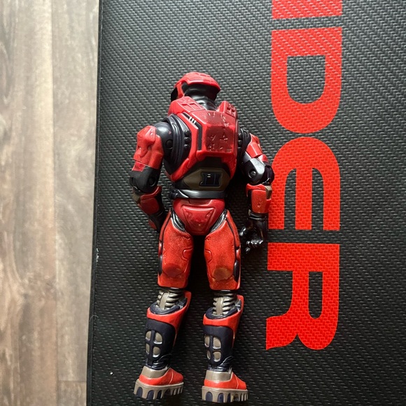 2004 Joyride Studios Halo 2 Red
Spartan 8" Action Figure - Picture 3 of 3